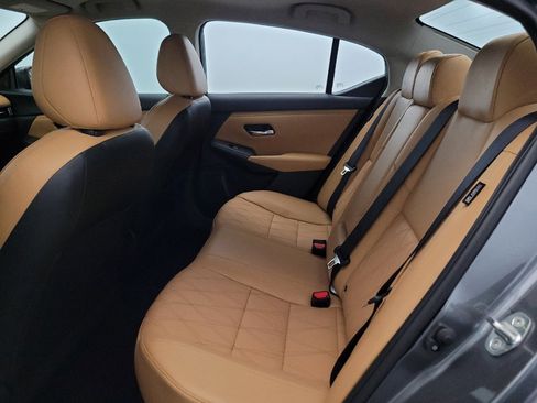 Used 2023 Nissan Sentra SV w/ SV Premium Package FWD image 18