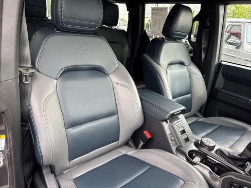 Used 2024 Ford Bronco Outer Banks AWD/4WD image 31