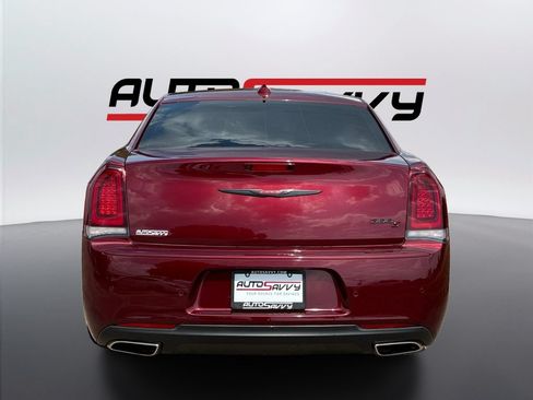 Used 2023 Chrysler 300 S RWD image 6