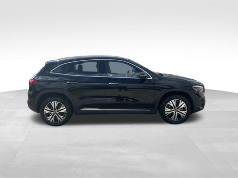 Used 2025 Mercedes-Benz GLA 250 4MATIC image 6