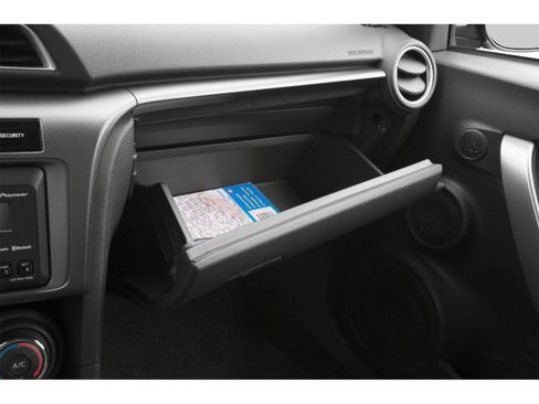 Used 2015 Scion tC FWD image 11