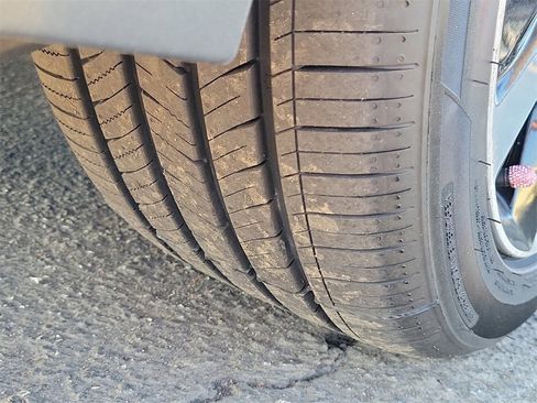 Used 2021 Nissan Maxima 3.5 SV w/ Floor Mat Group image 28