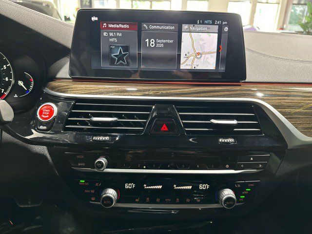 Used 2018 BMW 540i RWD image 62