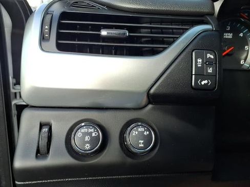 Used 2015 Chevrolet Tahoe LT w/ Luxury Package image 15