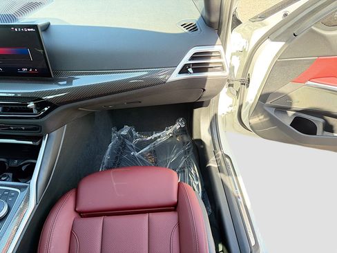 Used 2025 BMW M340i w/ Premium Package image 18