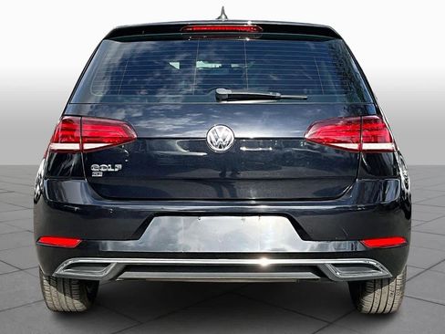 Used 2019 Volkswagen Golf SE image 5