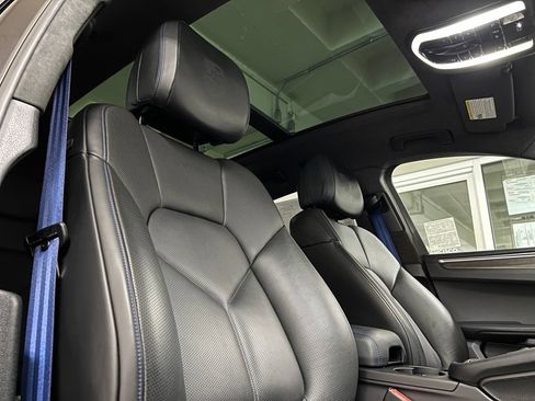 Used 2022 Porsche Macan S AWD/4WD image 24
