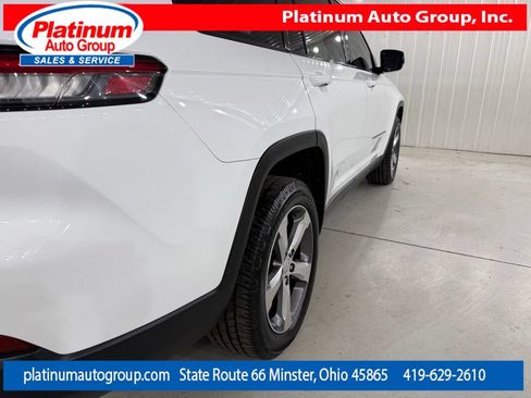 Used 2021 Jeep Grand Cherokee L Limited AWD/4WD image 50