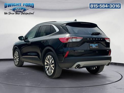 Certified 2022 Ford Escape Titanium AWD/4WD image 3