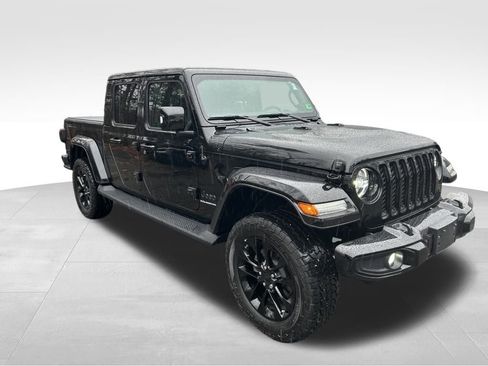 Used 2023 Jeep Gladiator Overland image 8