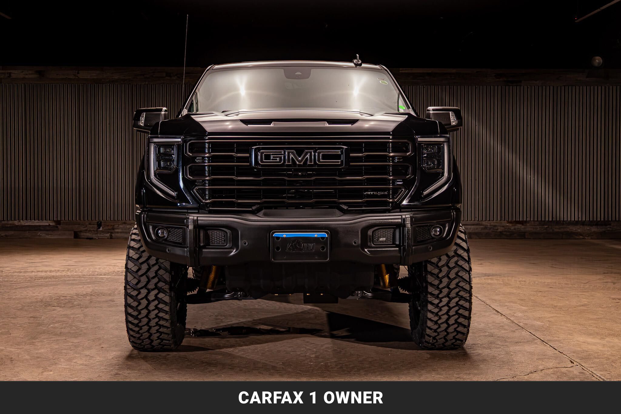 Used 2024 GMC Sierra 1500 AT4X AWD/4WD image 4