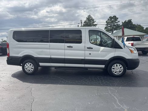 Used 2016 Ford Transit 350 XLT RWD image 7
