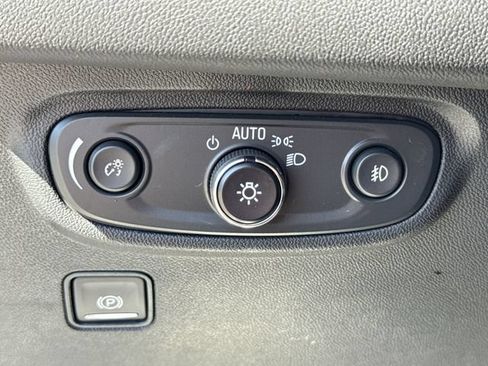 Used 2023 GMC Terrain AT4 w/ LPO, Floor Liner Package AWD/4WD image 35