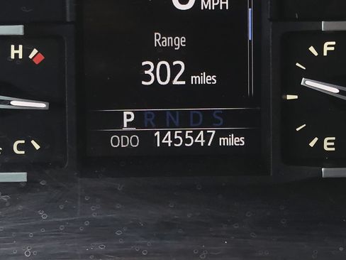 Used 2019 Toyota Tundra SR5 w/ SR5 Upgrade Package RWD image 27