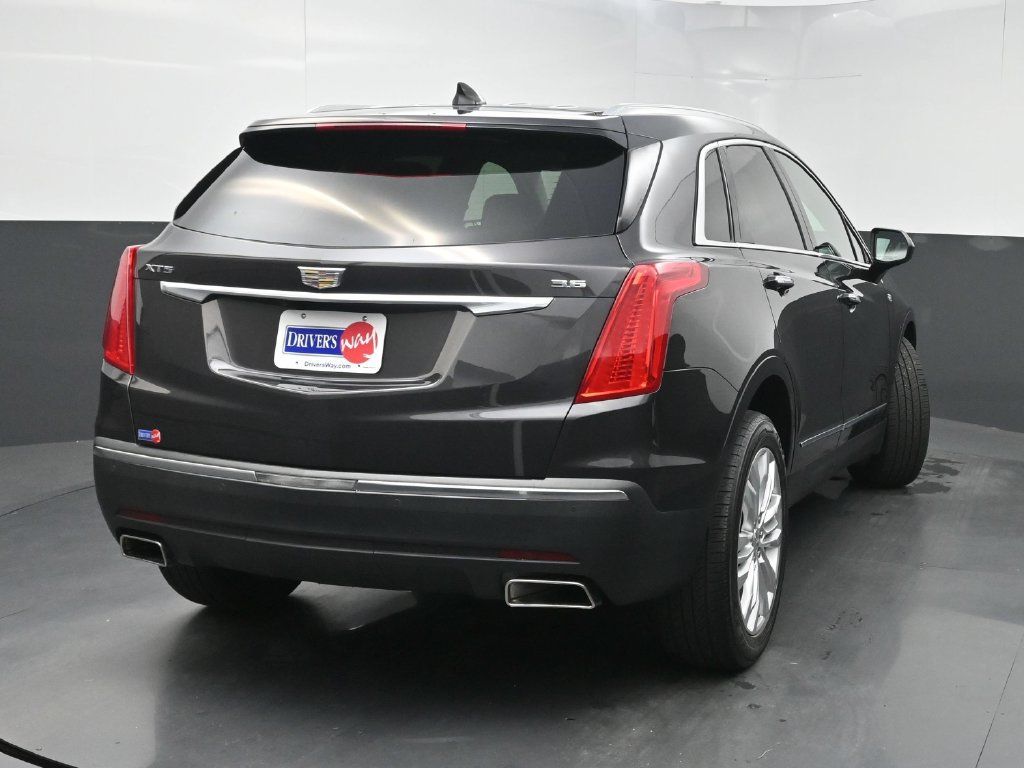 Used 2017 Cadillac XT5 Premium Luxury FWD image 42