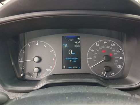 Used 2024 Toyota Corolla SE image 14