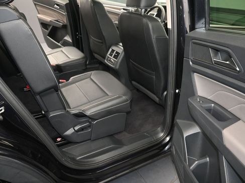 Used 2021 Volkswagen Atlas SEL AWD/4WD image 12