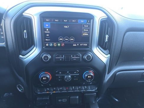 Used 2019 Chevrolet Silverado 1500 LT Trail Boss image 28