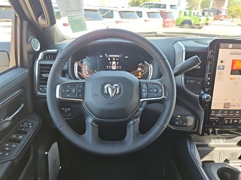 New 2026 RAM 3500 Laramie AWD/4WD image 29