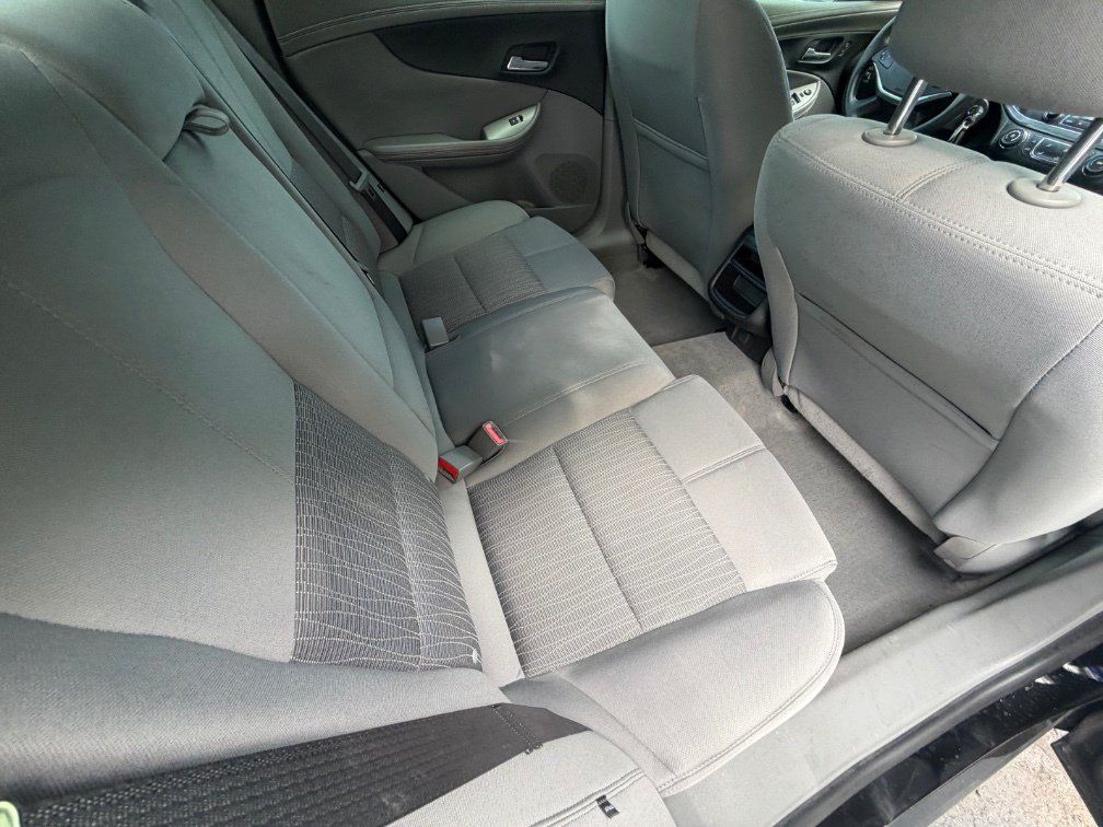 Used 2017 Chevrolet Impala LS FWD image 13