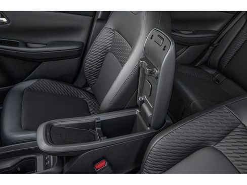 New 2026 Nissan Leaf Platinum+ w/ Illuminated Package FWD image 14