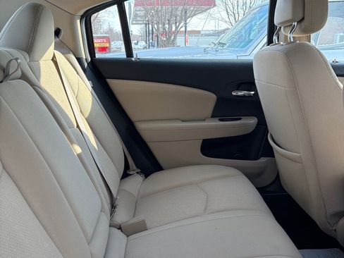 Used 2013 Chrysler 200 Touring image 17