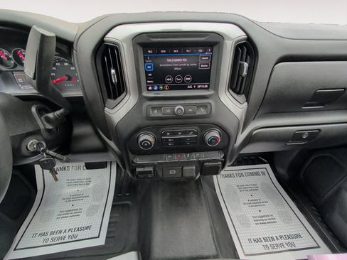 Used 2020 Chevrolet Silverado 2500 W/T w/ WT Convenience Package AWD/4WD image 11