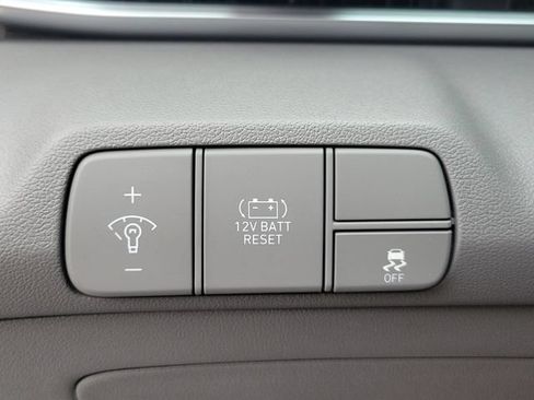 New 2026 Hyundai Elantra Hybrid FWD image 19