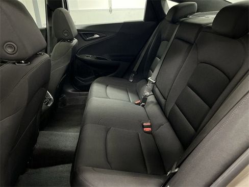 Used 2024 Chevrolet Malibu LT image 25