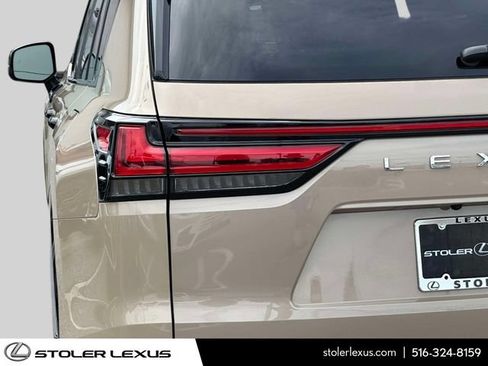 Certified 2025 Lexus LX 700h Overtrail AWD/4WD image 13
