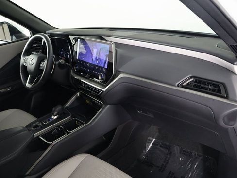 Used 2025 Lexus TX 350 AWD image 9