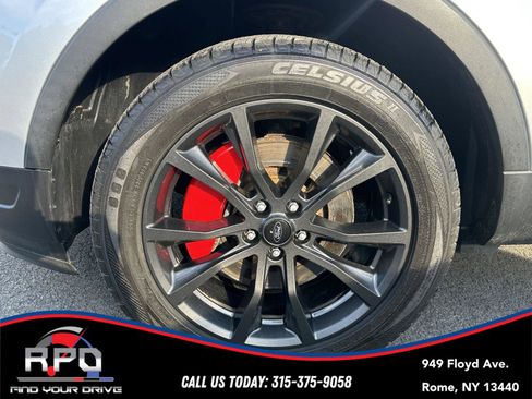 Used 2019 Ford Explorer XLT w/ Equipment Group 202A AWD/4WD image 10