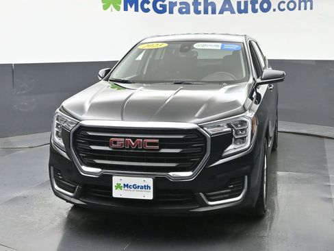 Used 2023 GMC Terrain SLE FWD image 5