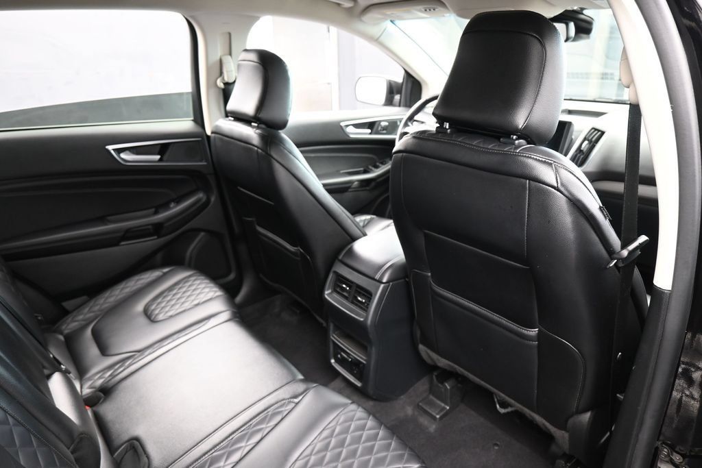 Used 2024 Ford Edge Titanium AWD/4WD image 46