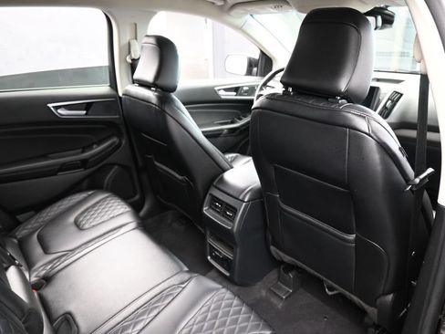 Used 2024 Ford Edge Titanium AWD/4WD image 46