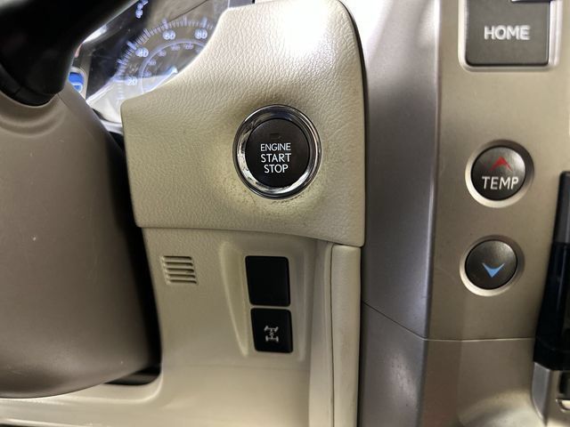 Used 2019 Lexus GX 460 Premium w/ Premium Package AWD/4WD image 17