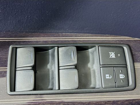 Used 2021 Lexus GX 460 Premium w/ Premium Package image 15