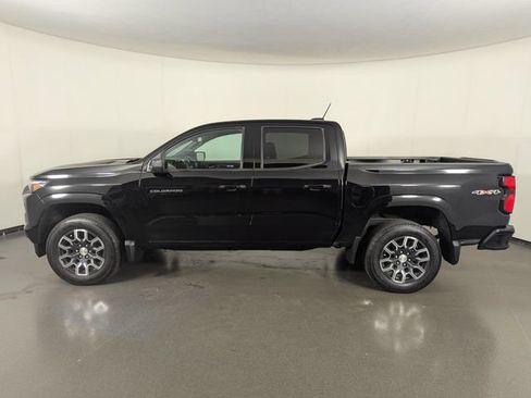Used 2024 Chevrolet Colorado LT w/ LT Convenience Package III AWD/4WD image 5
