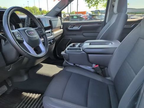 Used 2024 GMC Sierra 1500 Elevation AWD/4WD image 16
