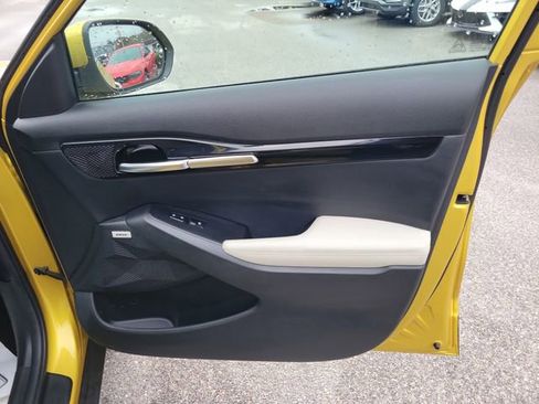 Used 2021 Kia Seltos SX w/ SX Sunroof Package image 36