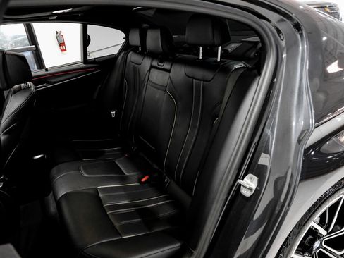 Used 2023 BMW M550i xDrive image 42