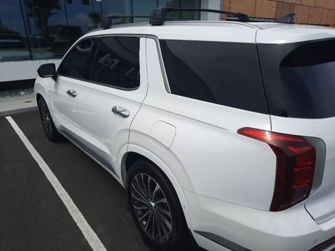 Used 2025 Hyundai Palisade Calligraphy FWD image 6