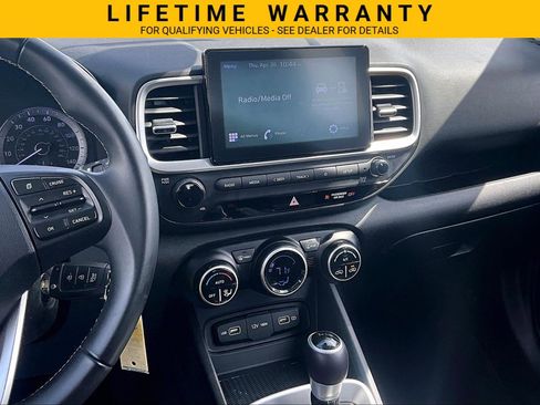 Used 2022 Hyundai Venue SEL w/ Cargo Package FWD image 6