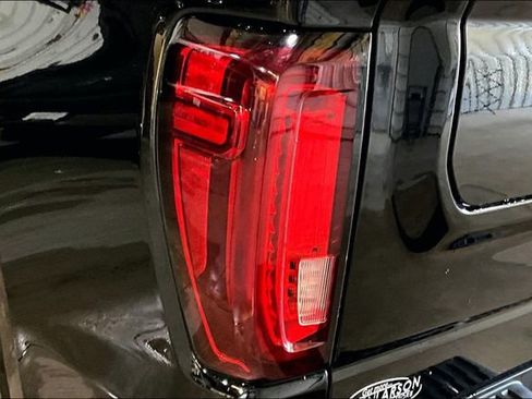 Certified 2023 GMC Sierra 1500 Denali Ultimate AWD/4WD image 8