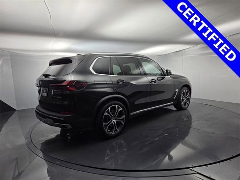 Certified 2025 BMW X5 xDrive50e w/ Parking Assistance Package image 10