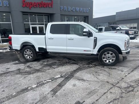 Used 2024 Ford F350 Lariat w/ Lariat Ultimate Package image 2