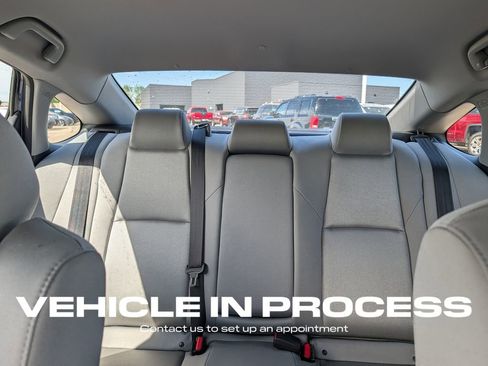 Used 2018 Honda Accord LX image 13