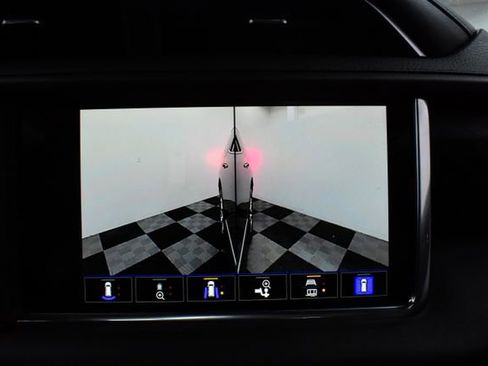 Used 2023 GMC Yukon Denali image 50