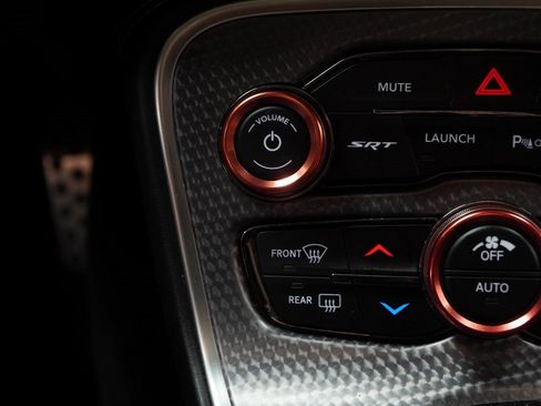 Used 2019 Dodge Challenger SRT Hellcat Redeye image 23