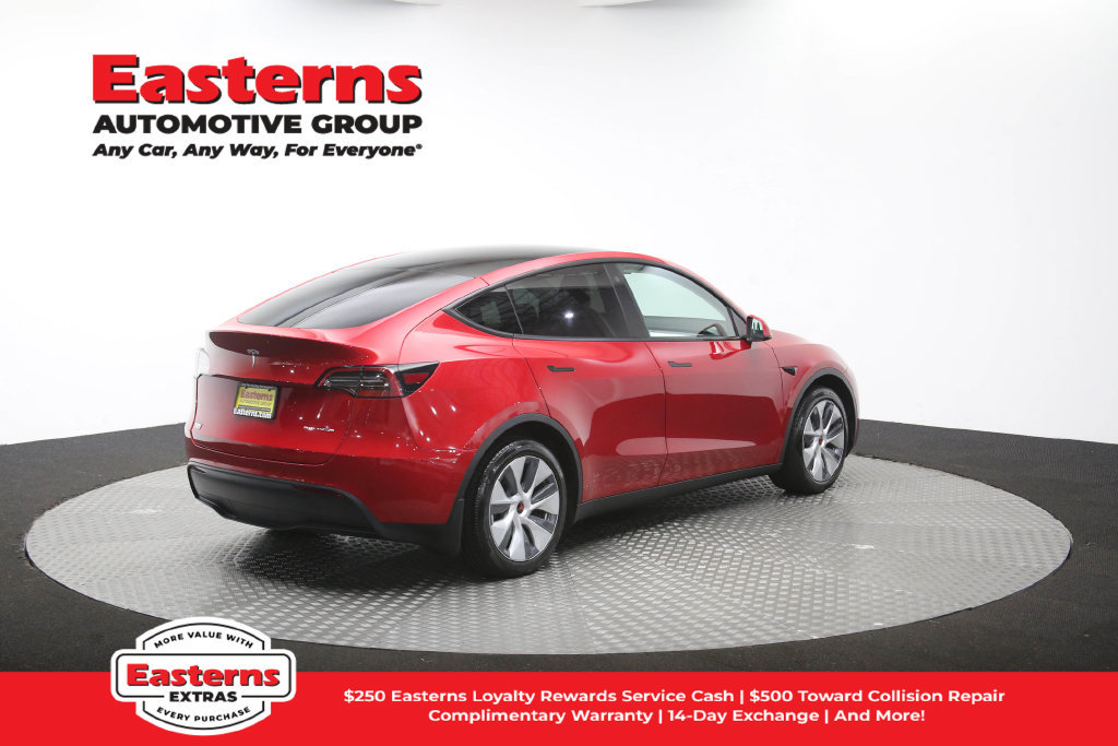 Used 2021 Tesla Model Y Long Range AWD/4WD image 38